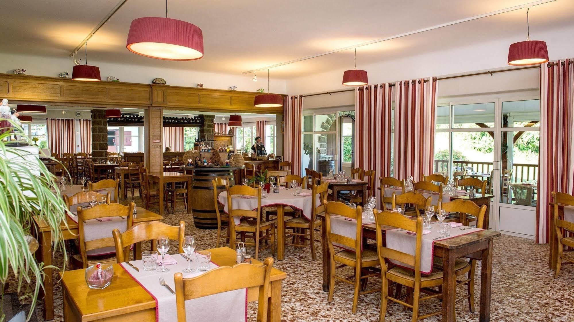 Logis Hotel Ur-Hegian Aïnhoa Dış mekan fotoğraf