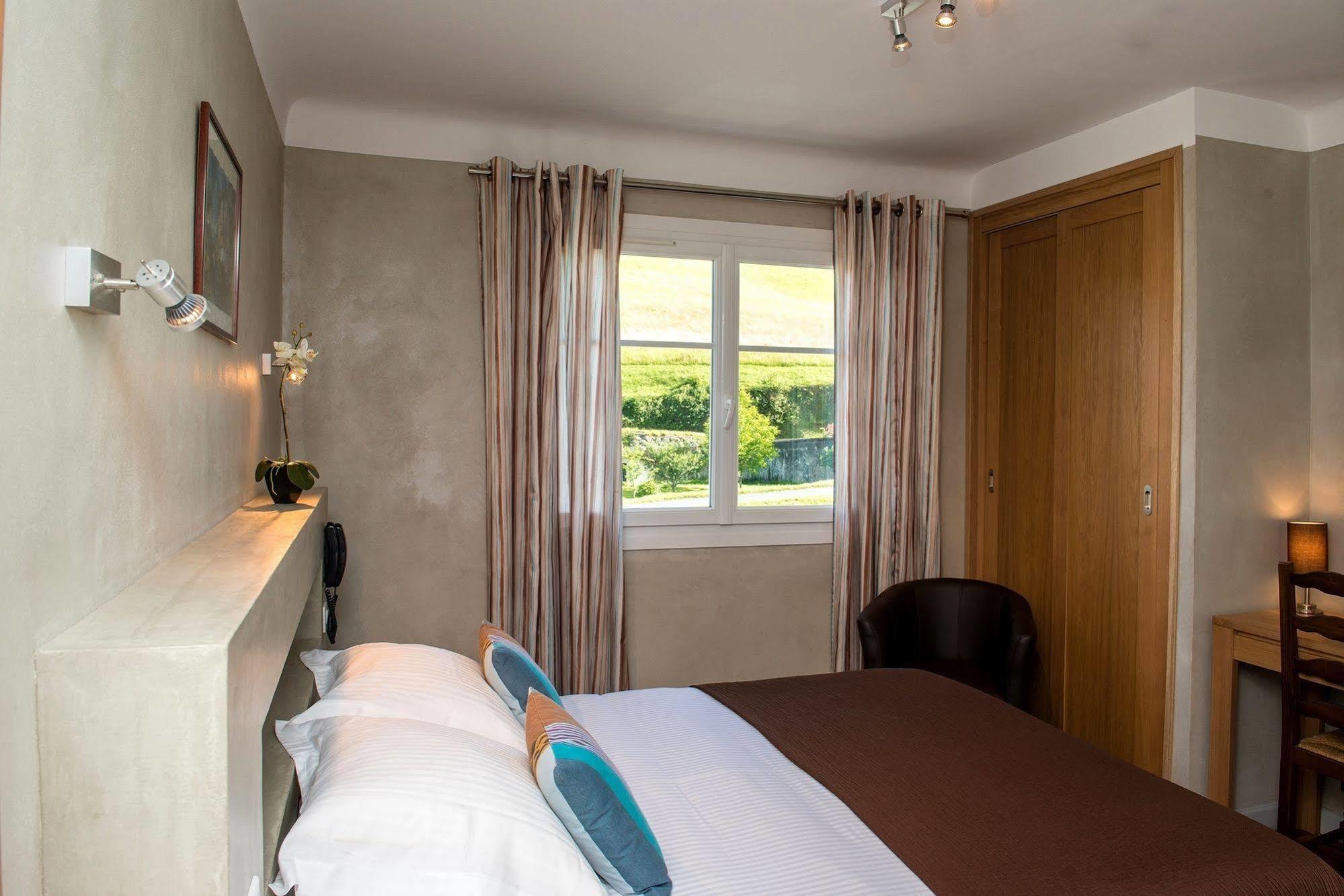 Logis Hotel Ur-Hegian Aïnhoa Dış mekan fotoğraf