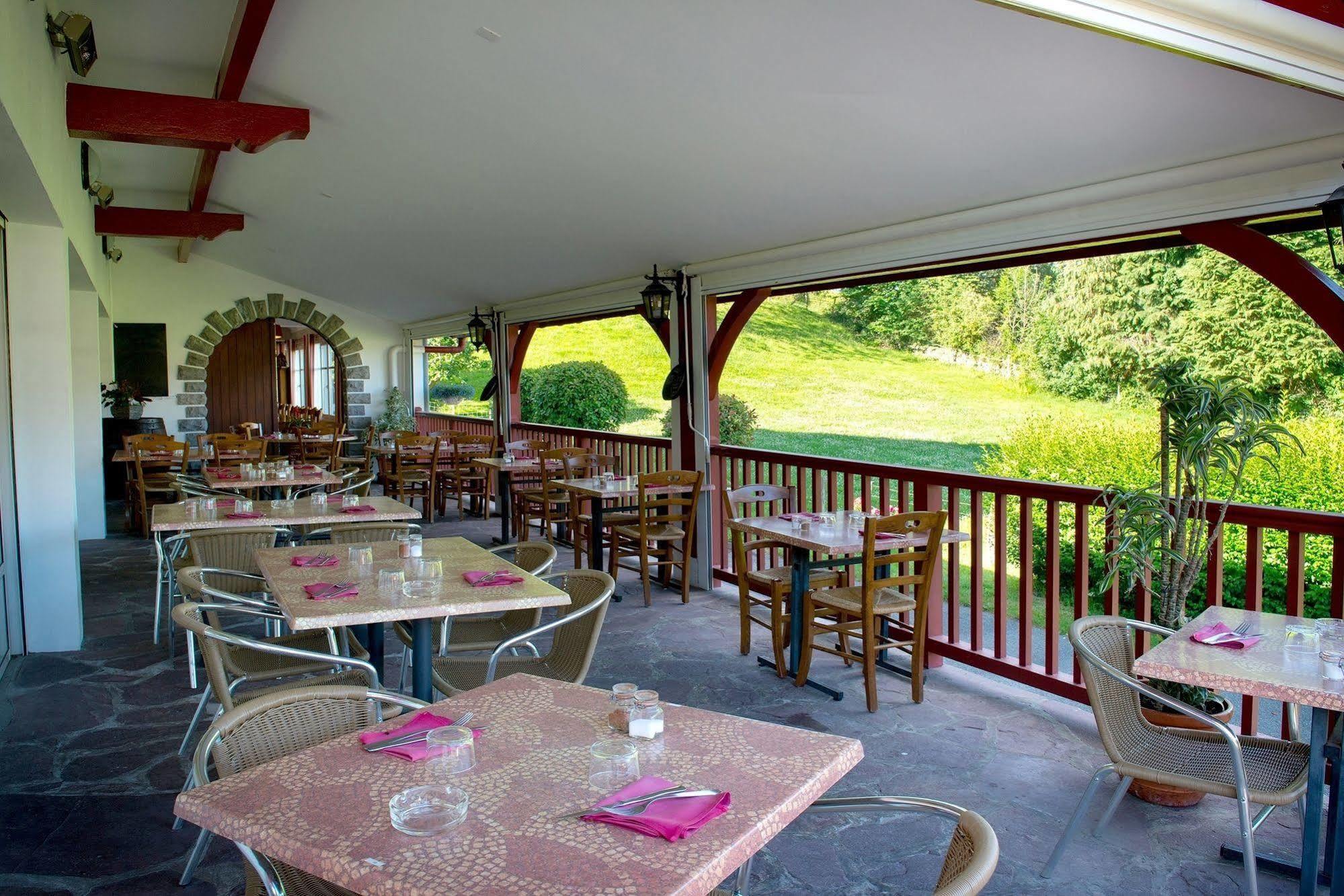 Logis Hotel Ur-Hegian Aïnhoa Dış mekan fotoğraf