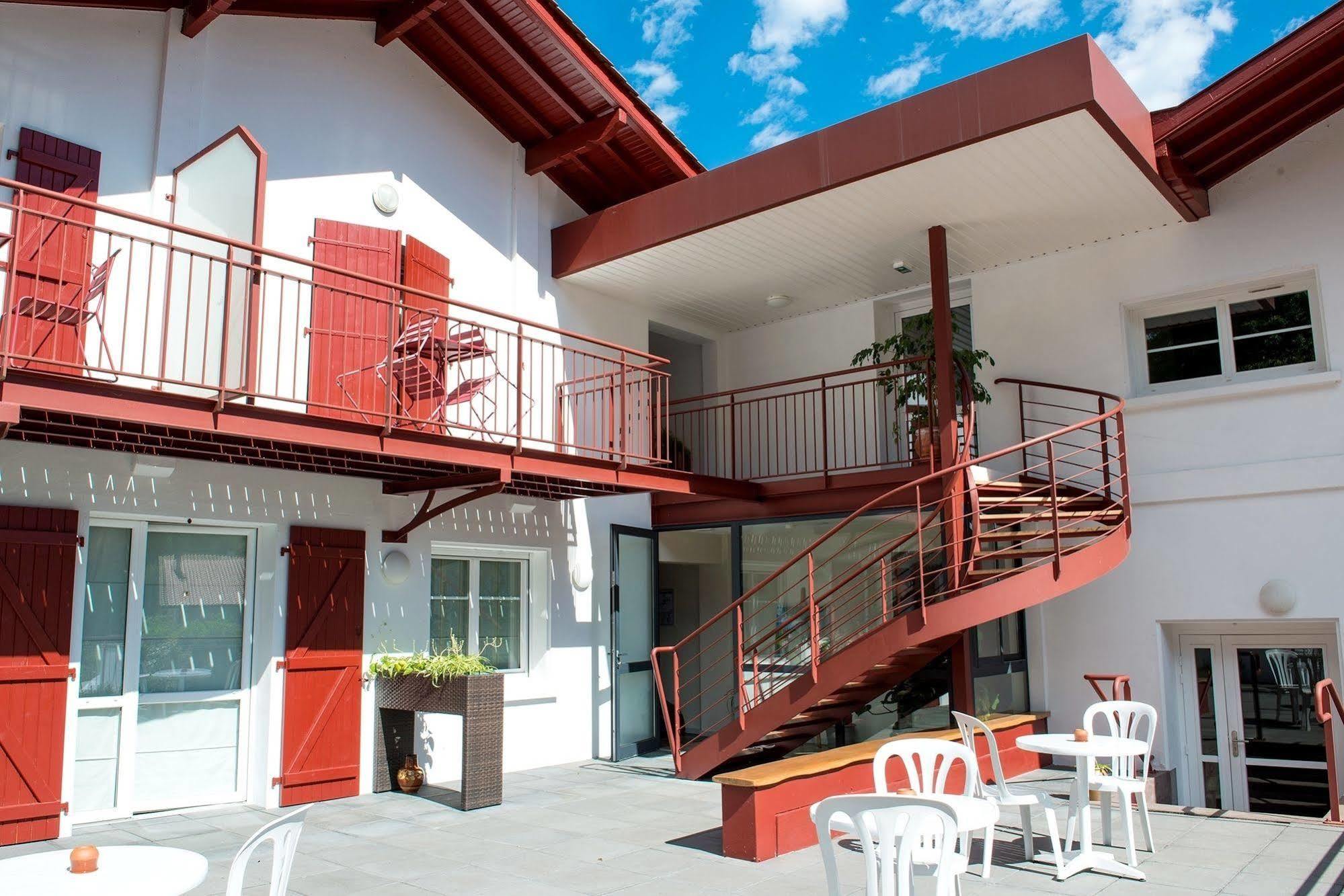 Logis Hotel Ur-Hegian Aïnhoa Dış mekan fotoğraf